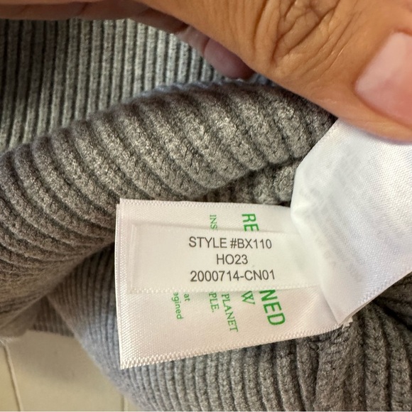 NEW J. Crew Raglan Fitted Waist Ribbed Crewneck Sweater Plus Size XXL Gray Crop - Picture 7 of 12